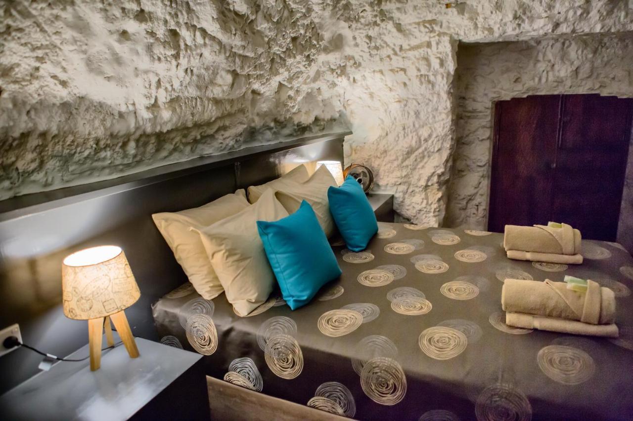 White Cliffs Underground Motel Екстер'єр фото
