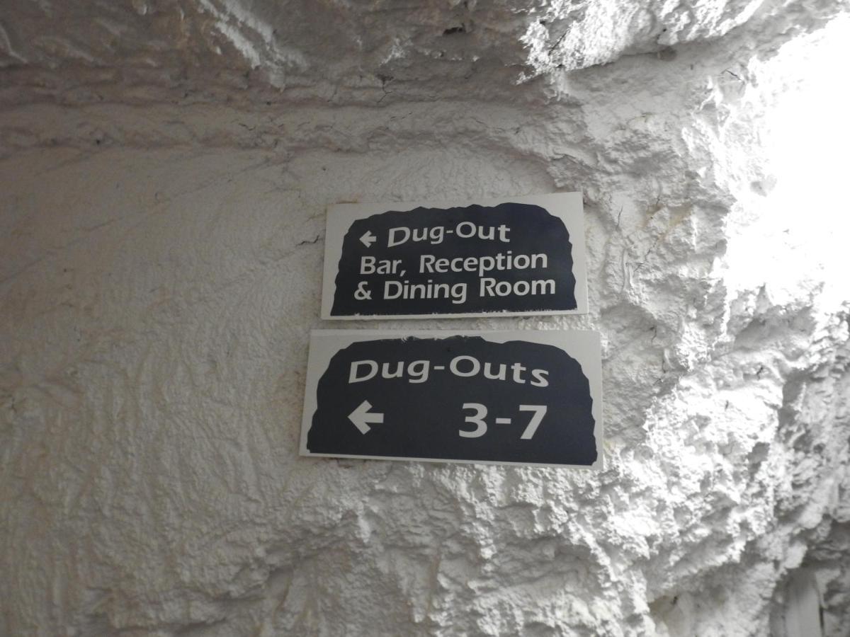 White Cliffs Underground Motel Екстер'єр фото