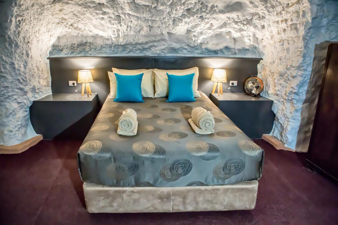 White Cliffs Underground Motel Екстер'єр фото